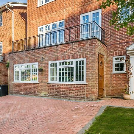 Henley-On-Thames Studio Apartment Екстериор снимка