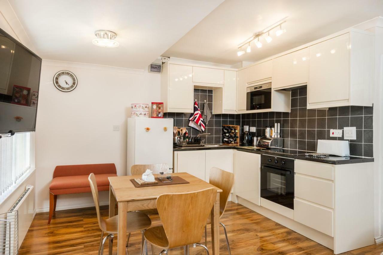 Henley-On-Thames Studio Apartment Екстериор снимка