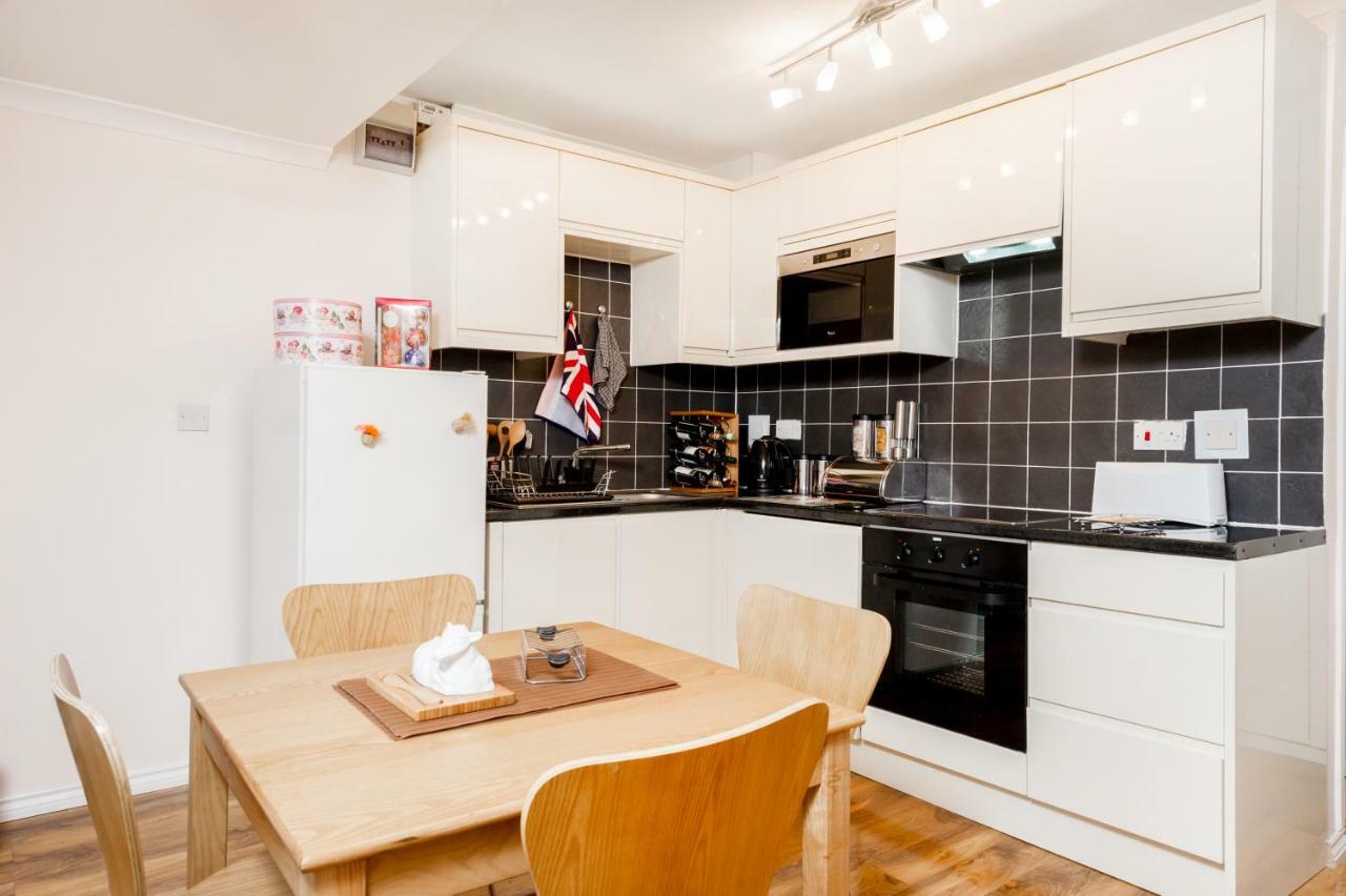 Henley-On-Thames Studio Apartment Екстериор снимка