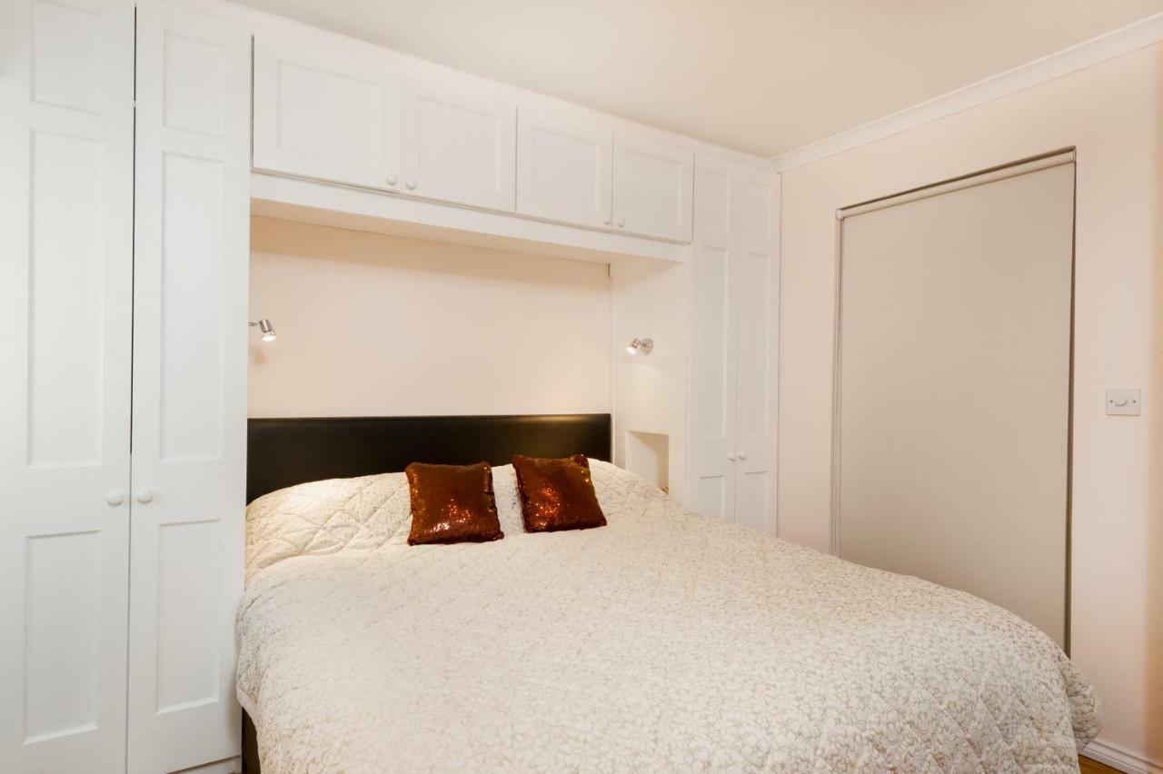 Henley-On-Thames Studio Apartment Екстериор снимка