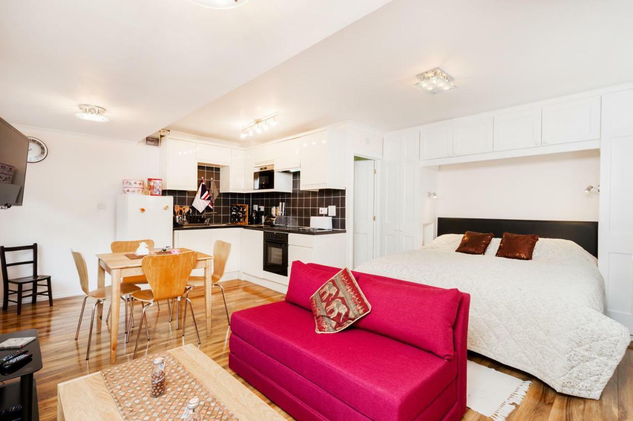 Henley-On-Thames Studio Apartment Екстериор снимка